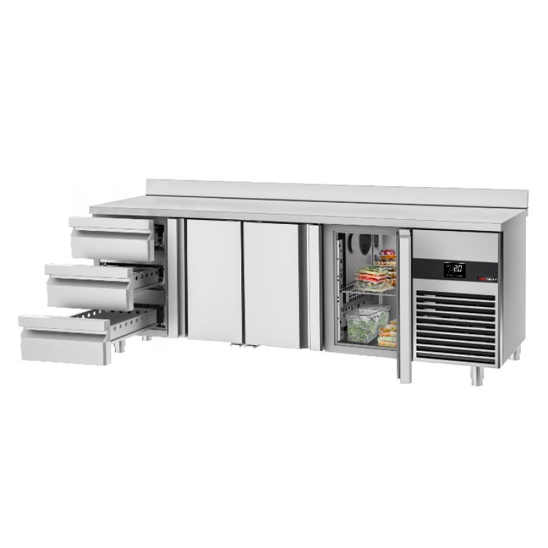 Холодильний стіл GGM Gastro KTF227AND-EF#3T#3S