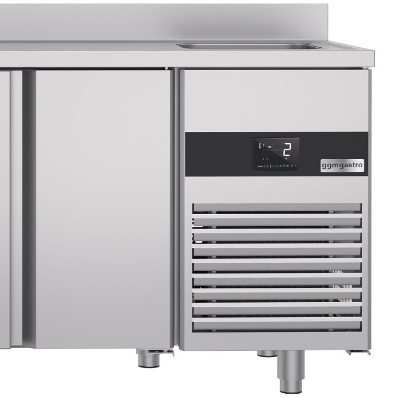 Холодильний стіл GGM Gastro KTF540BAR-EF