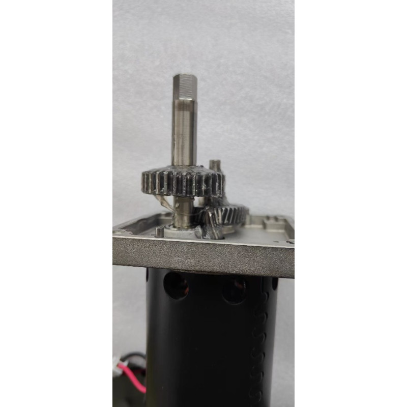 М'ясорубка для комерції ZUVER Compact Mechanical Switch 350W