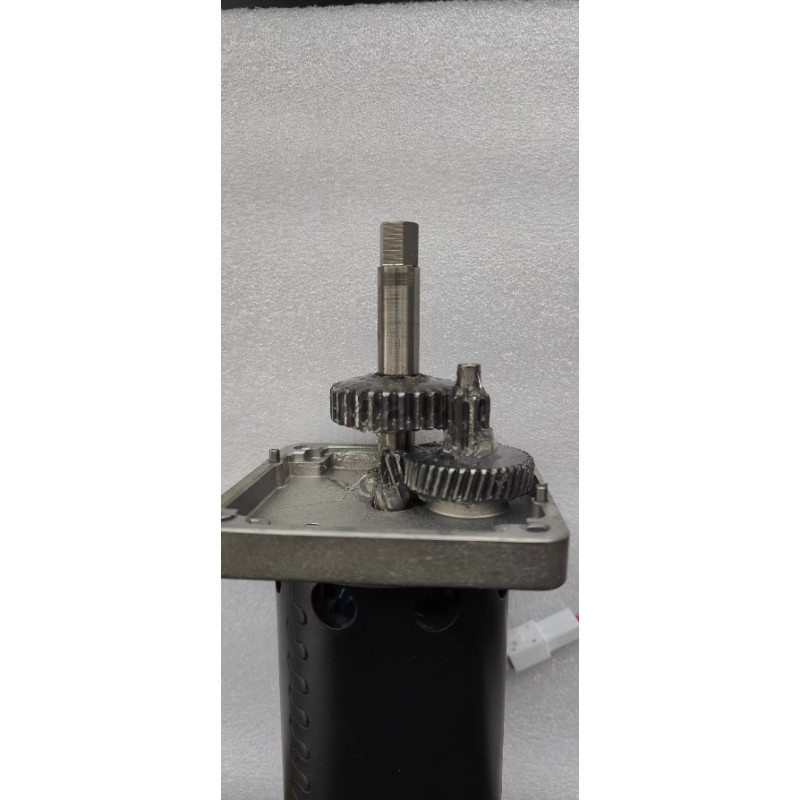 М'ясорубка для комерції ZUVER Compact Mechanical Switch 350W
