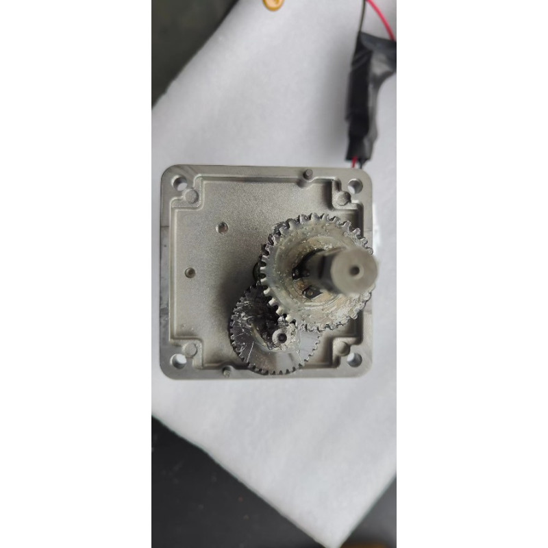 М'ясорубка для комерції ZUVER Compact Mechanical Switch 350W