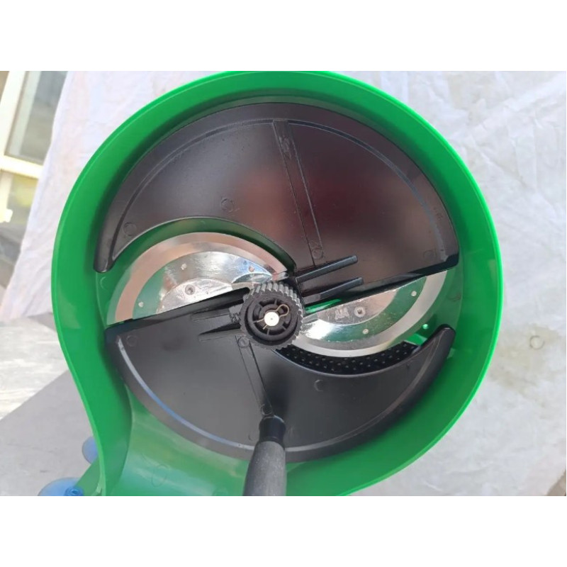 Овочерізка Vektor HR1368