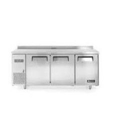 Стіл холодильний Kitchen Line 600 - 3-дверний, з бічним розташуванням агрегату 233382 Hendi Stainless steel