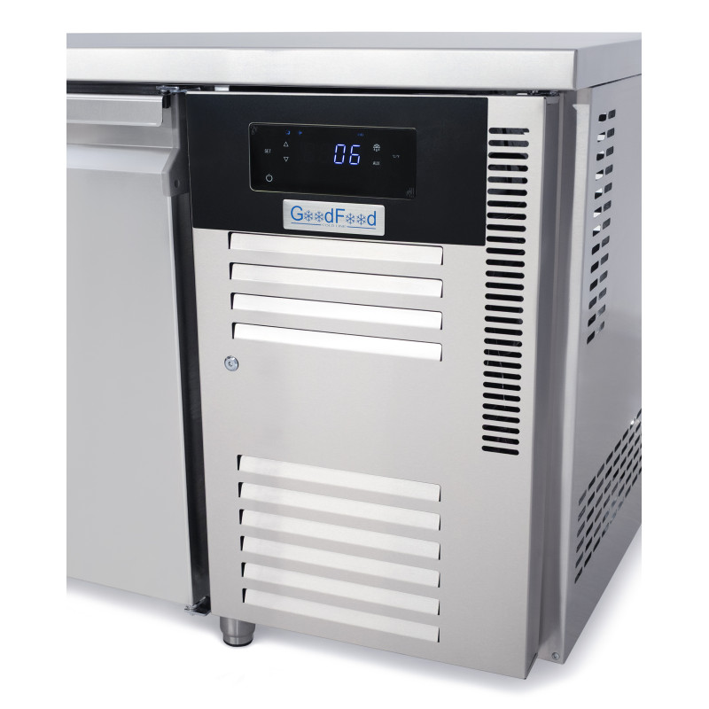 Стіл морозильний тридверний GoodFood GF-GN3100BTS-HC