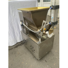 Тестоделитель делитель мелкоштучный с пневматическим ножом Vektor D03/P (деление 0,2-200 гр)